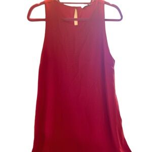 Gilli Red Sleeveless Scoop Neck Keyhole Back Shift Dress Size M